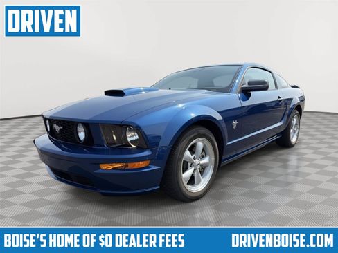 Used 2009 Ford Mustang GT RWD image 1