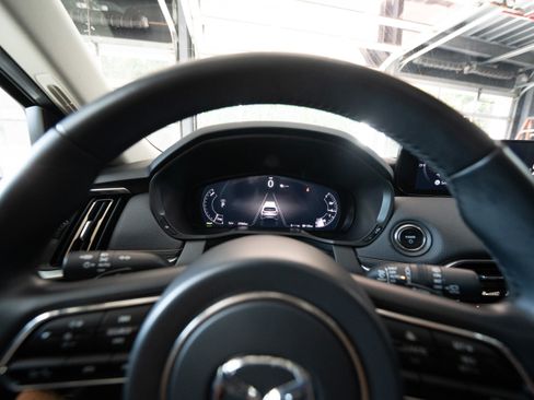 Used 2024 MAZDA CX-90 Plug-In Hybrid w/ Preferred AWD/4WD image 15