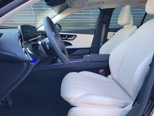 Used 2026 Mercedes-Benz E 350 4MATIC Sedan image 5