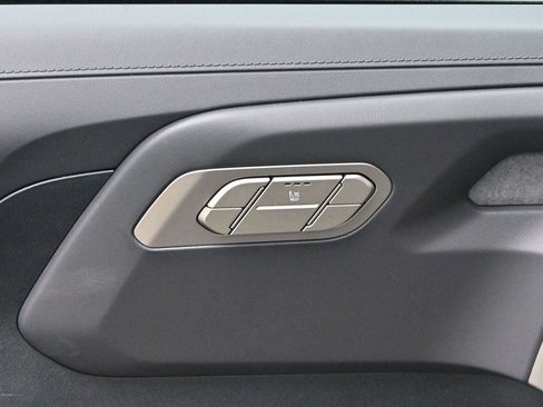Used 2027 Kia Telluride S AWD/4WD image 12