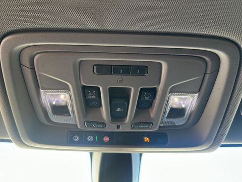 Used 2019 Chevrolet Silverado 1500 RST image 37