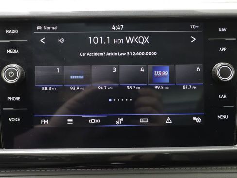 Certified 2023 Volkswagen Taos SEL AWD/4WD image 9