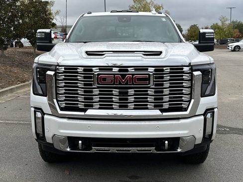 New 2025 GMC Sierra 2500 Denali w/ Denali Reserve Package image 7