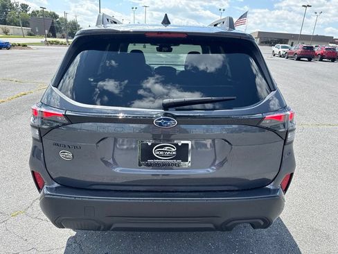 New 2026 Subaru Forester Premium AWD/4WD image 4