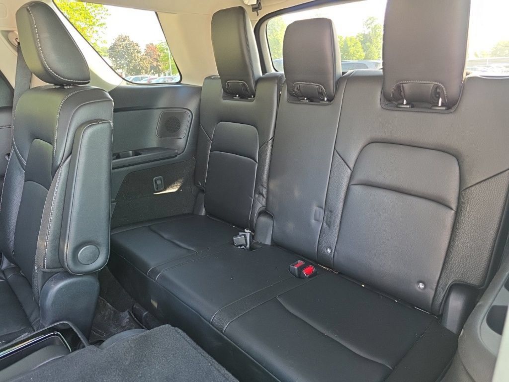 Used 2023 Nissan Pathfinder SL w/ SL Premium Package AWD/4WD image 27