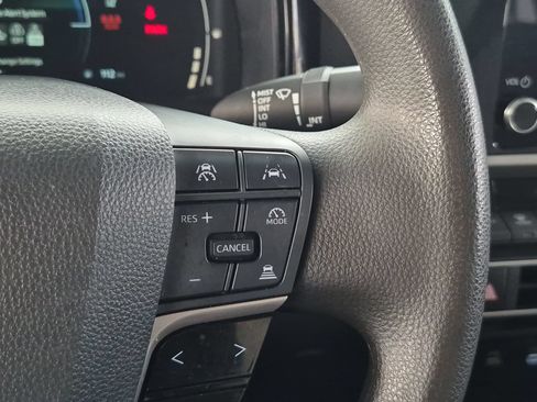 Used 2025 Toyota Camry LE FWD image 17