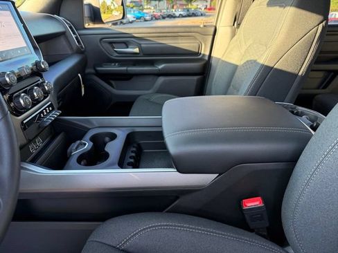 New 2026 RAM 1500 Express AWD/4WD image 24