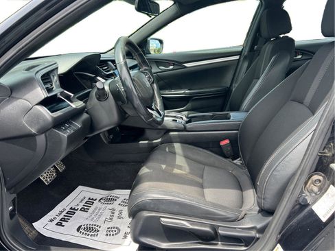 Used 2019 Honda Civic Sport image 10