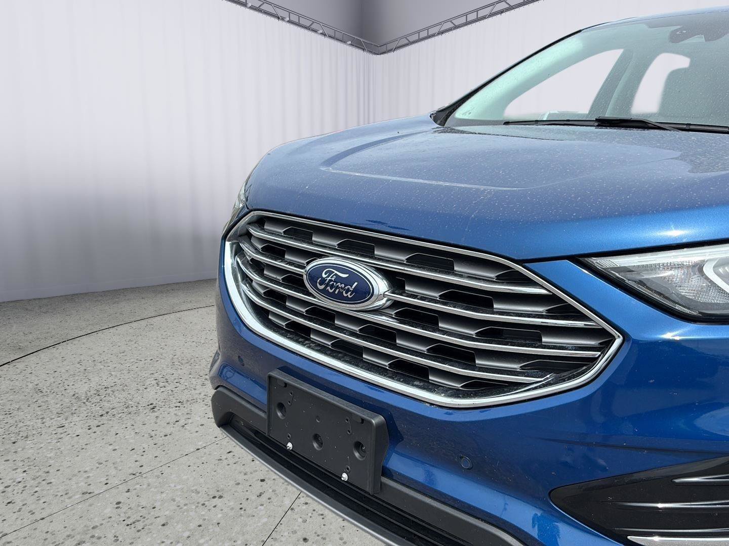Used 2021 Ford Edge Titanium w/ Cargo Accessory Package FWD image 28