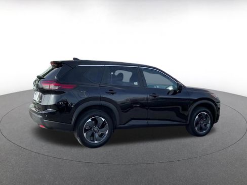 Used 2025 Nissan Rogue SV AWD/4WD image 15