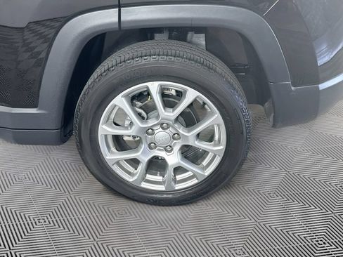 Certified 2023 Jeep Compass Latitude AWD/4WD image 41