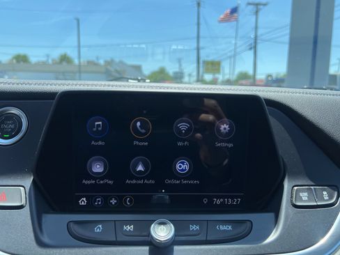 Used 2019 Chevrolet Blazer LT FWD image 31
