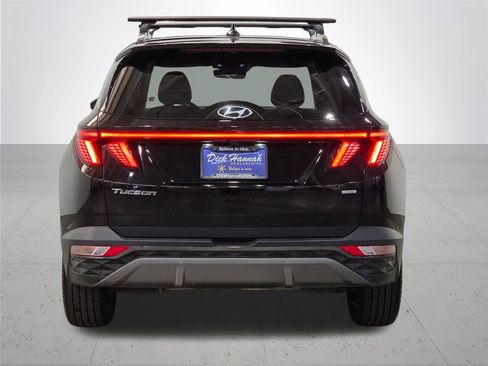 Used 2022 Hyundai Tucson Limited AWD/4WD image 11