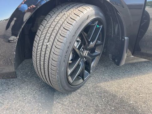 New 2025 Honda Civic Sport image 22