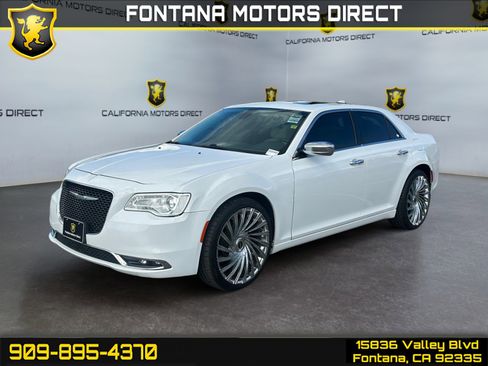Used 2017 Chrysler 300 C image 1