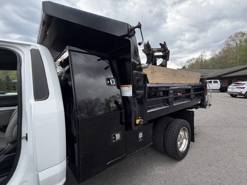 Used 2021 Ford F550 4x4 Regular Cab Super Duty image 6