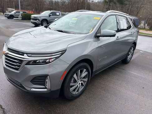 Used 2024 Chevrolet Equinox Premier image 9