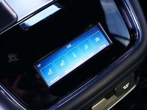 Used 2022 Lincoln Navigator Reserve w/ Equipment Group 201A image 16