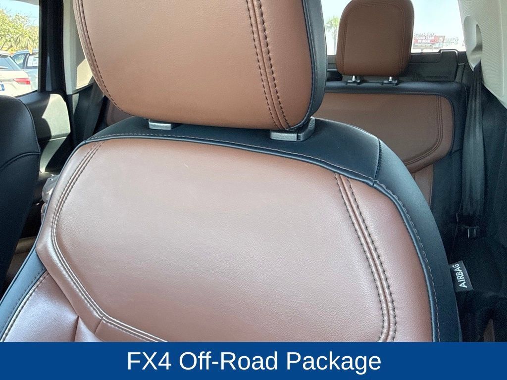 Used 2024 Ford Maverick Lariat w/ FX4 Off-Road Package AWD/4WD image 16