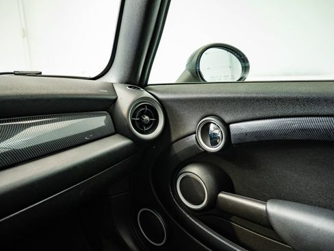 Used 2014 MINI Cooper S FWD image 34