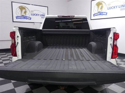 Used 2020 Chevrolet Silverado 1500 W/T w/ WT Value Package AWD/4WD image 9