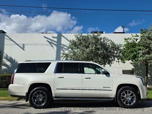 Used 2015 GMC Yukon XL Denali w/ Open Road Package image 27