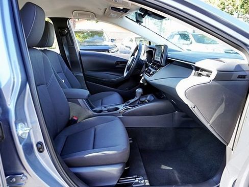 Used 2024 Toyota Corolla LE FWD image 11