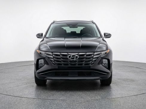 Used 2025 Hyundai Tucson SEL image 2