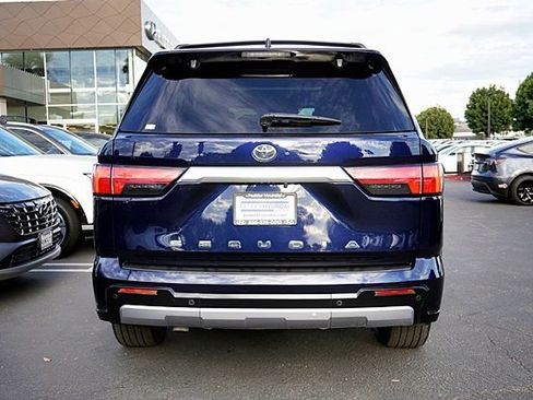 Used 2024 Toyota Sequoia Capstone AWD/4WD image 5
