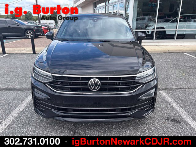 Used 2023 Volkswagen Tiguan SE R-Line FWD image 4