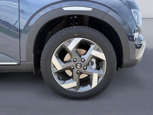 New 2026 Hyundai Venue SEL image 9