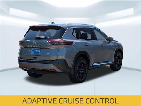 Used 2023 Nissan Rogue SL w/ SL Premium Package FWD image 7