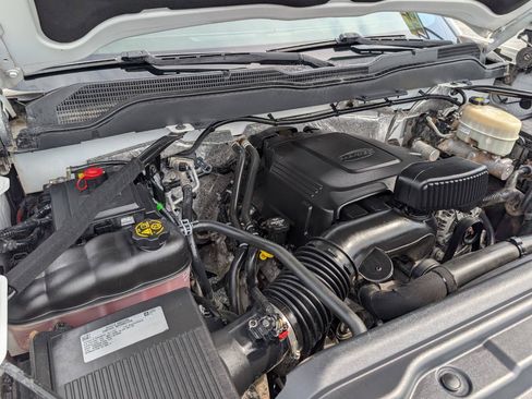 Used 2017 Chevrolet Silverado 2500 LTZ w/ Vortec Plus Package AWD/4WD image 23