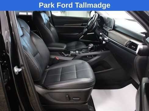Used 2021 Kia Telluride EX w/ EX Premium Package image 24