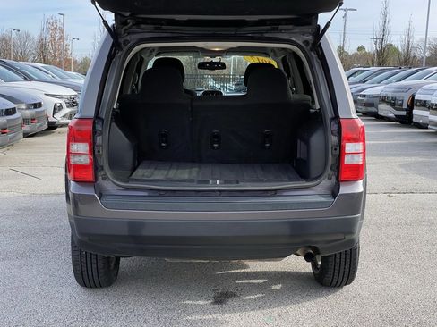 Used 2017 Jeep Patriot Latitude image 7