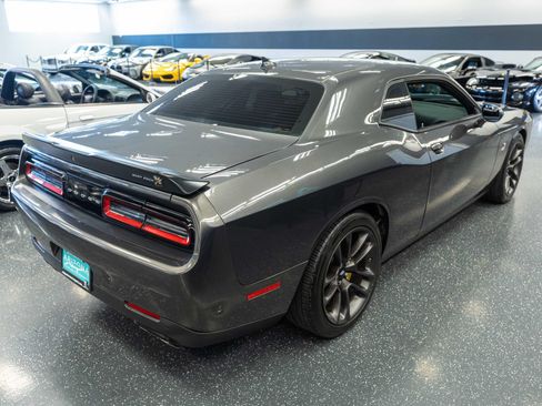 Used 2020 Dodge Challenger R/T Scat Pack RWD image 6