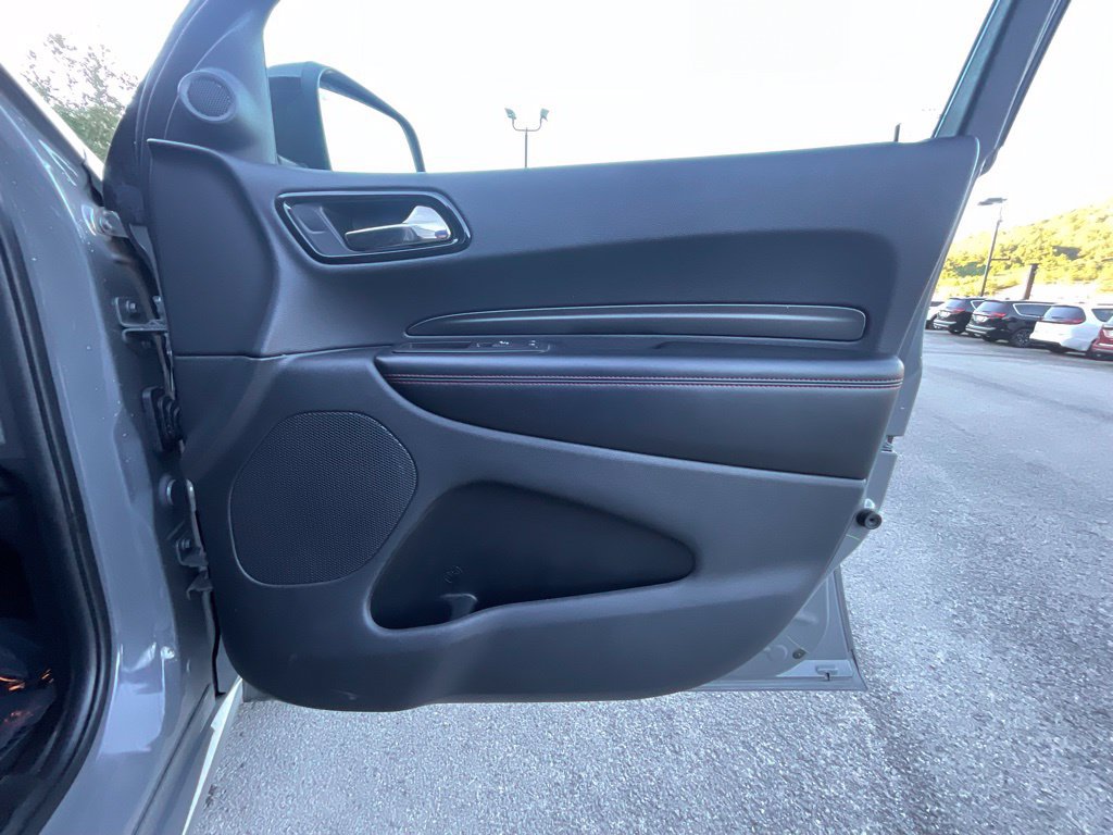 Used 2025 Dodge Durango GT AWD/4WD image 21