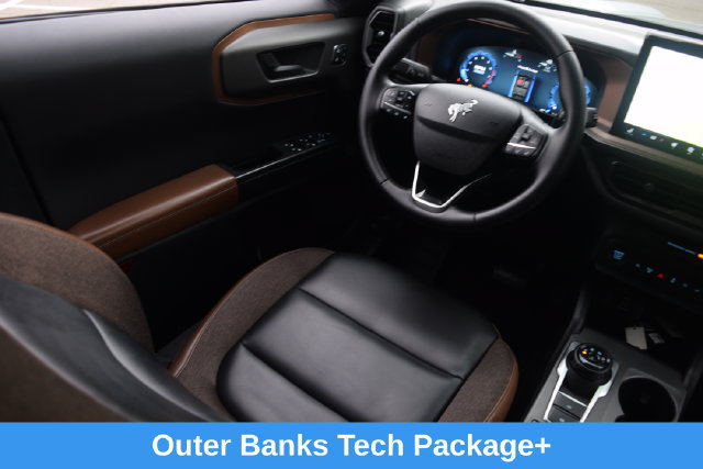 Used 2025 Ford Bronco Sport Outer Banks w/ Outer Banks Tech Package+ AWD/4WD image 2