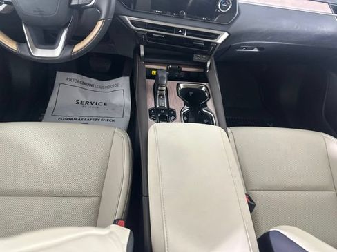 Used 2024 Lexus RX 350 Premium w/ Accessory Package AWD/4WD image 21
