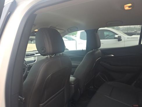 Certified 2023 Buick Encore GX Select w/ Safety Package II AWD/4WD image 8
