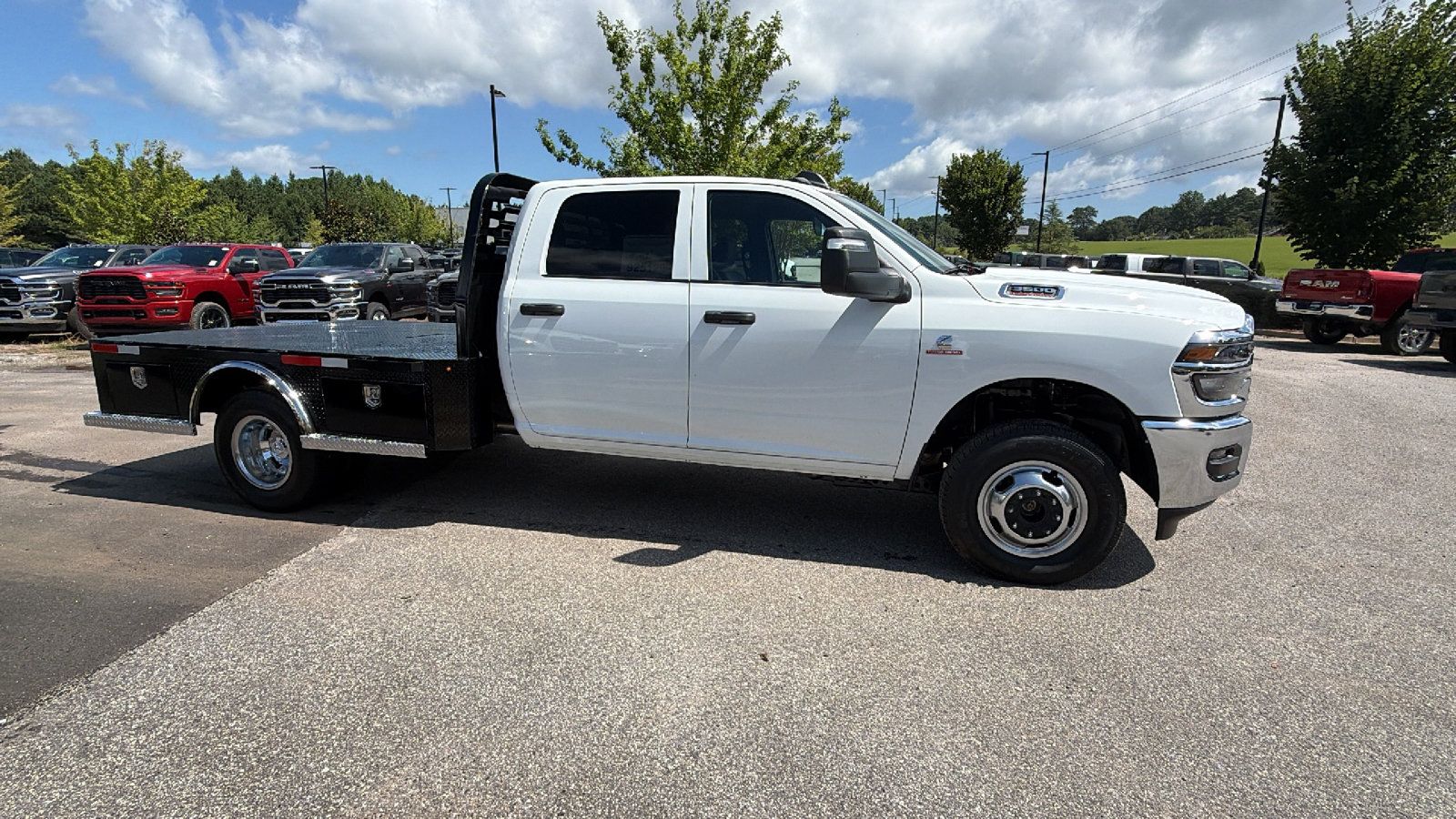 New 2026 RAM 3500 Tradesman w/ Chrome Appearance Group A AWD/4WD image 7