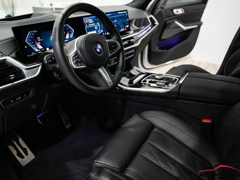 Used 2024 BMW X7 xDrive40i w/ M Sport Package image 36
