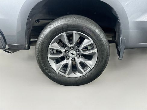 Used 2019 Chevrolet Silverado 1500 RST w/ All-Star Edition RWD image 11