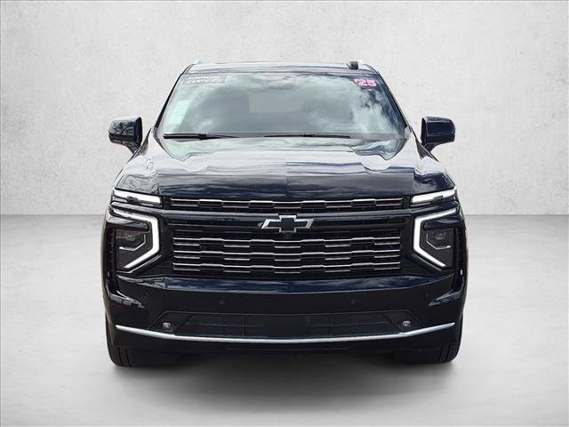 Used 2025 Chevrolet Tahoe High Country AWD/4WD image 2