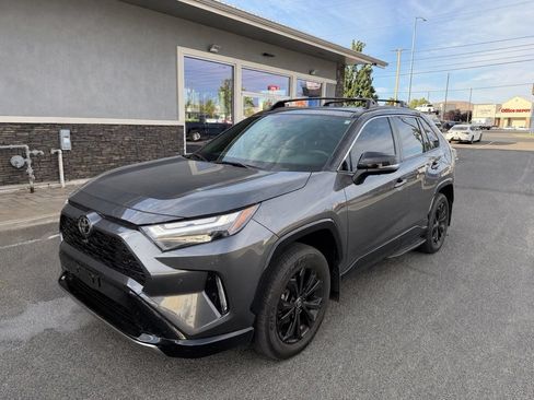 Used 2025 Toyota RAV4 XSE w/ Advanced Technology Package AWD/4WD image 1