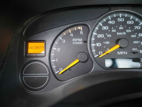 Used 2001 Chevrolet Silverado 3500 LS w/ Off-Road Skid Plate Pkg image 28