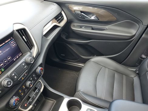 Used 2022 GMC Terrain Denali w/ LPO, Floor Liner Package AWD/4WD image 27