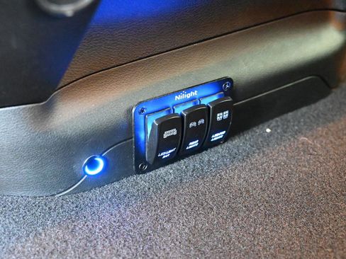 Used 2021 RAM 1500 Classic Warlock image 40