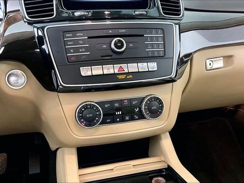 Used 2017 Mercedes-Benz GLE 350 image 7