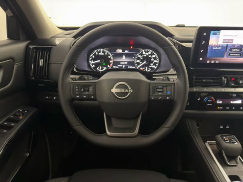 New 2026 Nissan Pathfinder SV FWD image 18